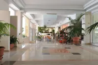 Adonis Hotel