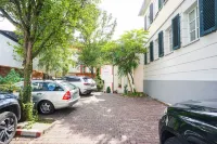 Hotel am Schloss Biebrich - Parkering