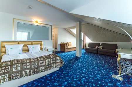 Hotel Bayer's Boztepe Отели рядом с достопримечательностью «Мюнхенский технический университет»