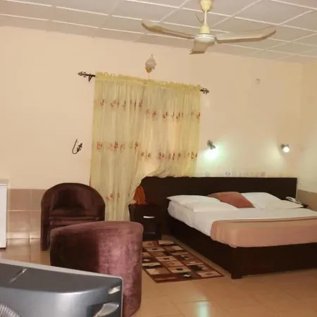 Liz Ani Hotel Hotels in Calabar