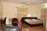 Liz Ani Hotel Hotels in Calabar