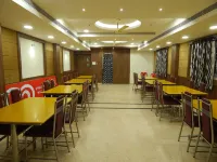 Hotel Aadhi Hotels in Mayiladuthurai