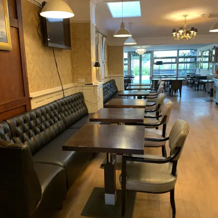 Beech Mount Hotel - Free Parking Отели рядом с достопримечательностью «Эвертон»