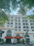 LUXURY PHOENIX HOTEL 2 Các khách sạn gần Nhà Thờ Núi Hiểu