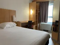 Ibis Clermont-Ferrand Sud Carrefour Herbet Hotels in Clermont-Ferrand