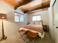 The Sugar Pine Chalet