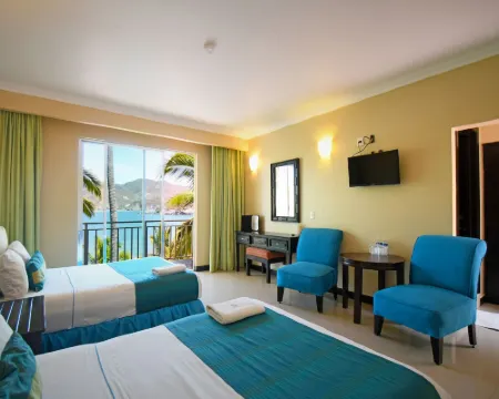 Hotel La Quinta Gran Bahía Cuastecomates Hoteles en Cihuatlán