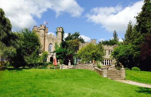 奧吉爾城堡酒店