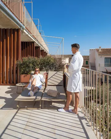 Ynaira Hotel & Spa Отели рядом с достопримечательностью «Royal Charters Mallorca»