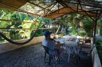 Hotel Cherry Garden