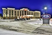 Hampton Inn & Suites Menomonie Hotels in Menomonie