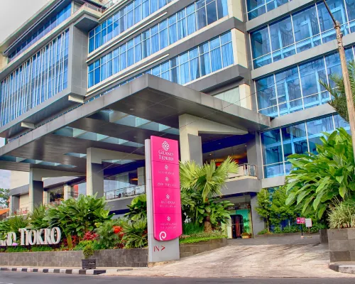 Grand Tjokro Premiere Bandung Hotels in Coblong