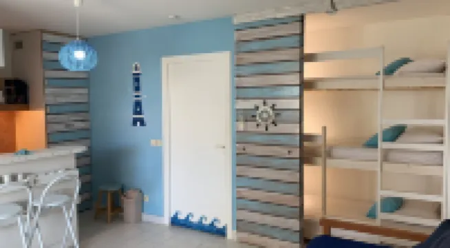 加勒比藍浪公寓曼加瑙飯店 住宿飯店