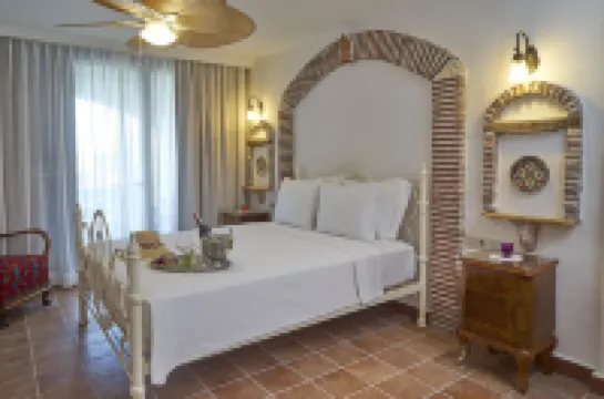 Villa Taraça Alaçatı Romantik Otel