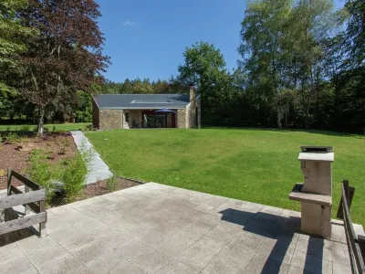 Attractive Holiday Home in Stoumont with Garden Hotels near December 44 Museum