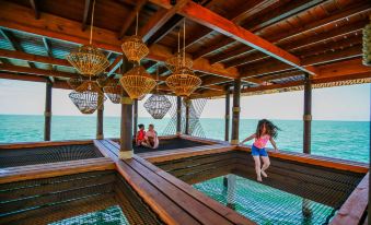 The Lodge at Jaguar Reef