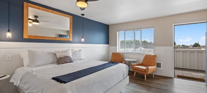 Boardwalk Cottages Hotels in Pacific County