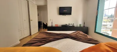 Fontana Suites Hotel a 