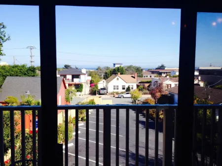 Inn by the Bay Monterey