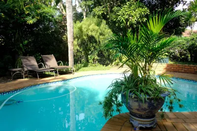 Santa Lucia Guest House Hotels near Saint Lucia Estuary