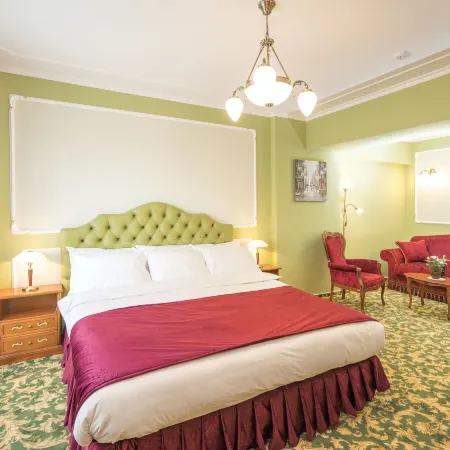 Studio One Accommodation Suites