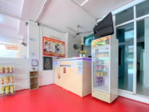 B-Hotel Hotels in Gelugor