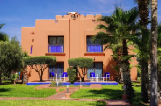 พาเลซ โวลเทราส