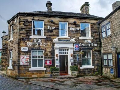 The Old White Lion Hotel