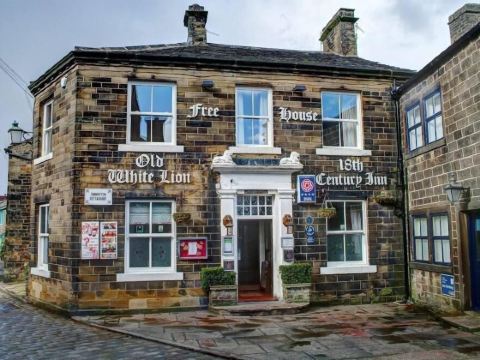 The Old White Lion Hotel