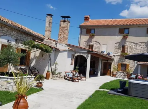 Charming Rooms & Apartments Stelio