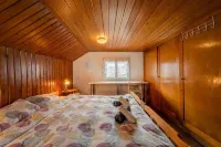 Pi House - 2-Star