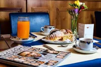 โรงแรมคาเมเลีย