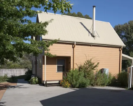 The Nest at Gundaroo Hotels in Yass