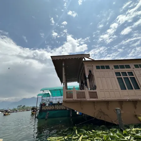 The Heritage Safina Group of Houseboats