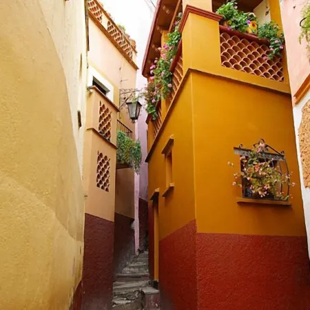 Hotel Paseo de la Presa