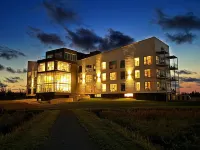 Blackbush Beach Resort Hotels in Queens County