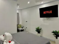 Clavier's- AirCon- Seaside- FamilyFriendly