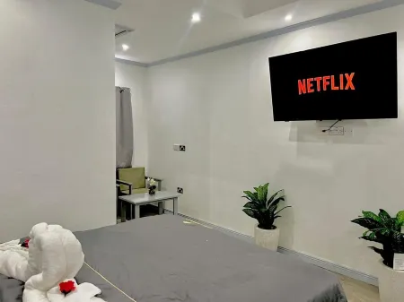 Clavier's- AirCon- Seaside- FamilyFriendly