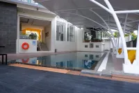Point C Hotel Bandung - Pools
