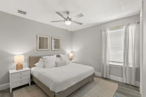 Canopy Cove Stunning 2BR Apt Heart of Downtown Hotels in Safety Harbor