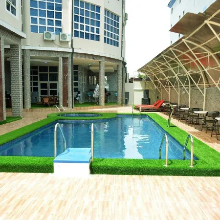 Vacation Villa Hotel and Suites