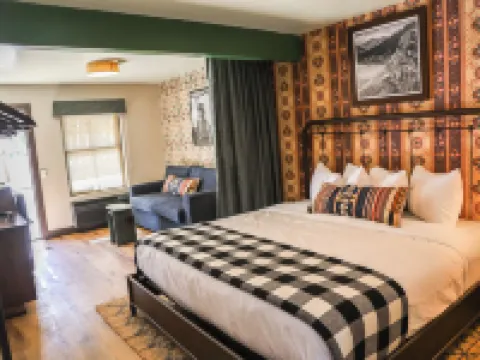 Altus Lodge Hotels in Silverton