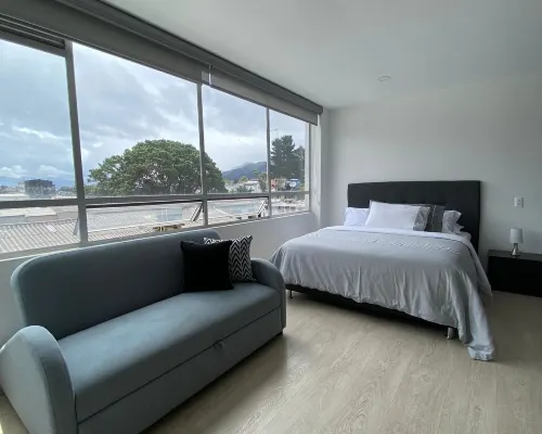 Spacio 30 Hotels near G12