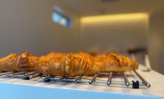 BAKERY HOTEL SHIRAHAMA
