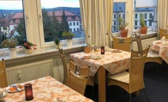 Hotel Peterchens Mondfahrt