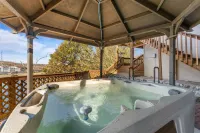 Lake Shore Landing For 20! - Wifi