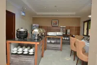 Alphaplus Apartments - breakfast