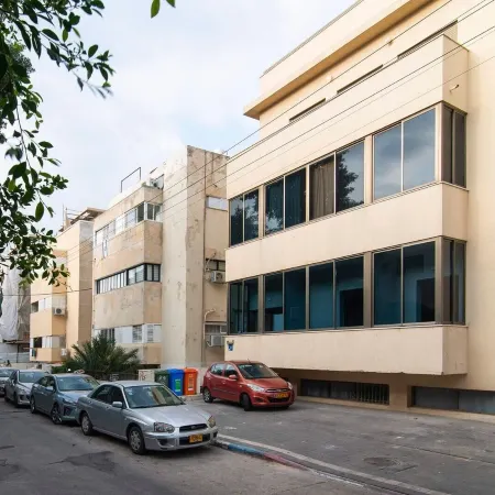 Raphael City Nest Отели рядом с достопримечательностью «Театр Камери»