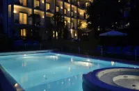 Hotel Royal - piscine