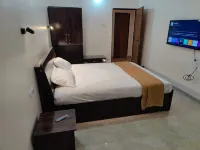 Hotel Pearl Hotels in Akkalkot